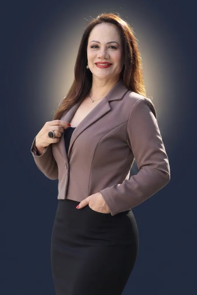 Dra. Perla Soares da Silva Rodovalho